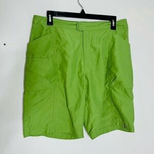 Royal Robbins Size 12 Women's Long Hiking Shorts Light Green